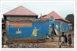 2016 Sanierung der Dächer unserer Schule in Conakry